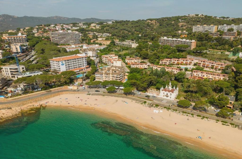 Ilunion Caleta Park