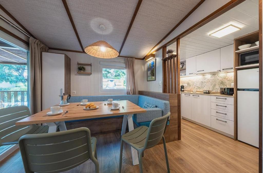 Live the tranquility of a campsite on the Costa Dorada - La Siesta Salou Camping Resort
