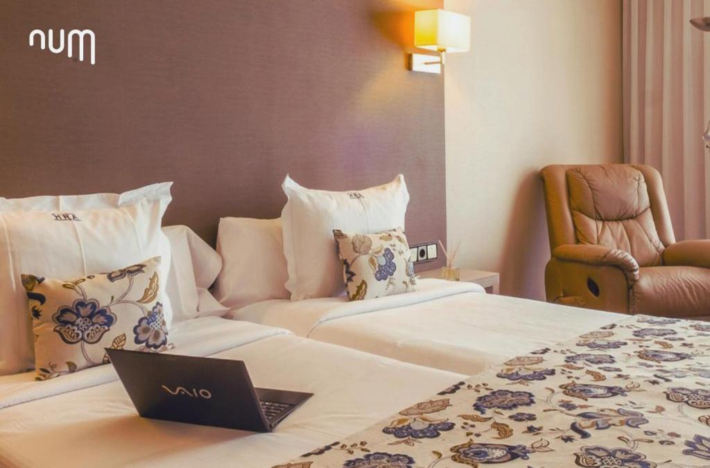 Num Hotel