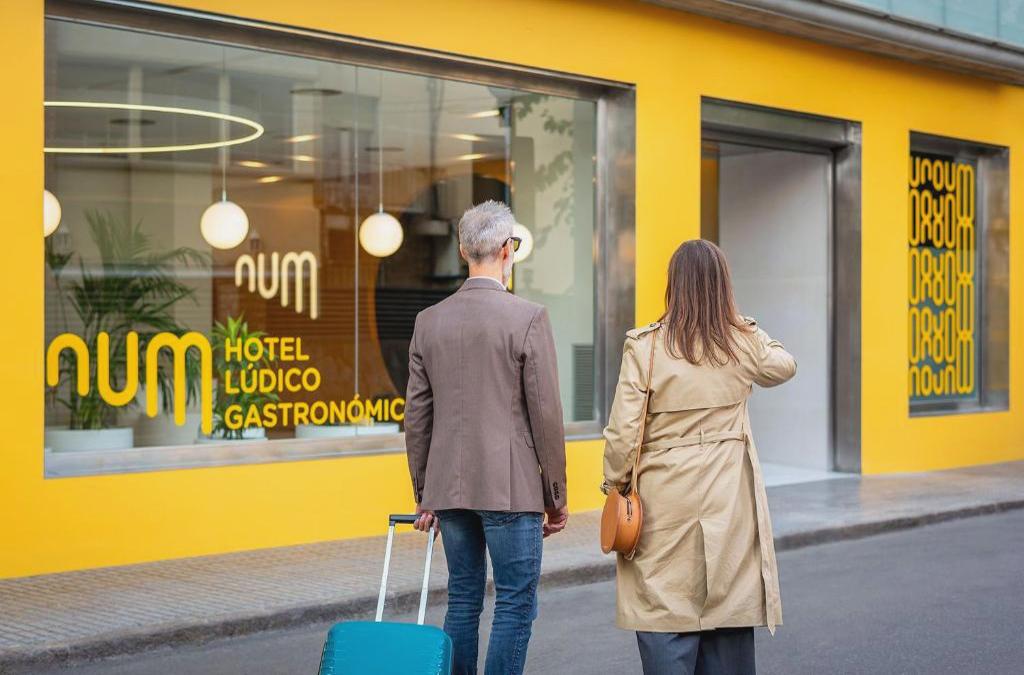 Num Hotel