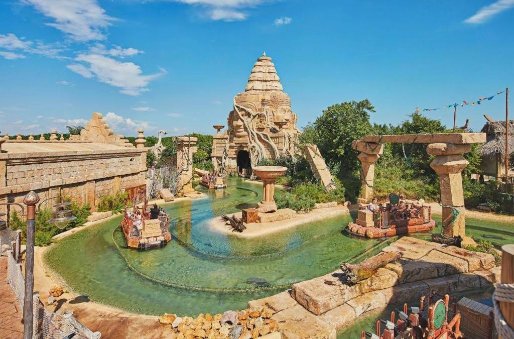Familienspaß zu Halloween in PortAventura & Ferrari Land - Hotel Gold River at PortAventura World