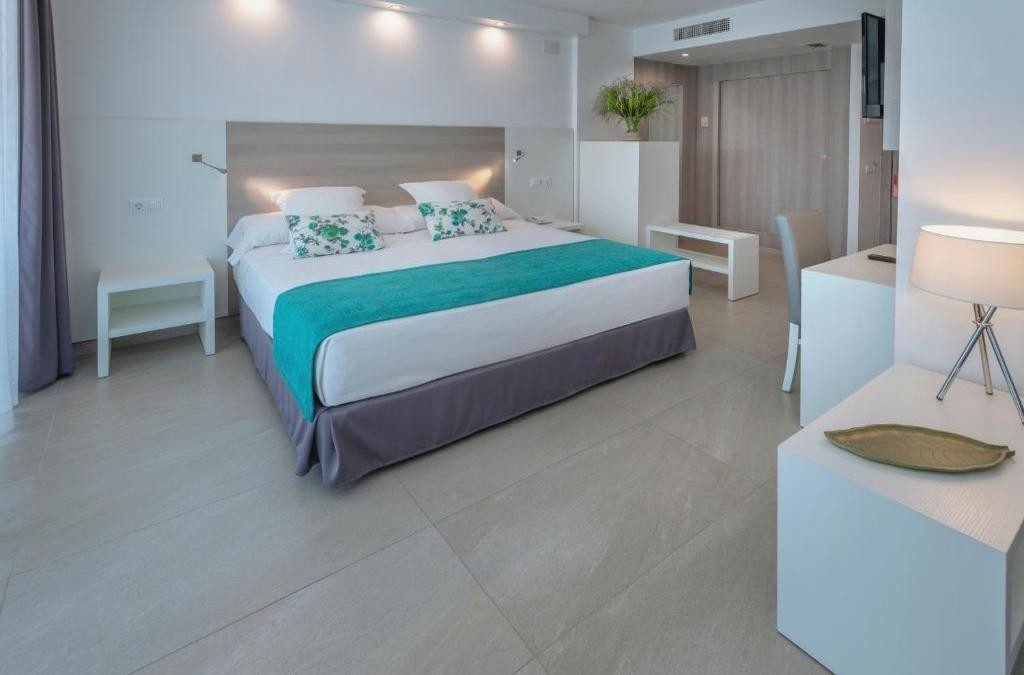 Salou: A 4-star stay worth discovering - Hotel Olympus Palace