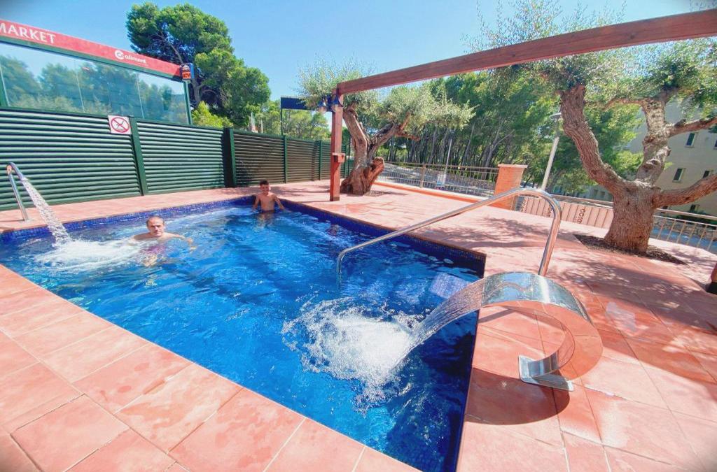 Unwind in Cap Salou - Aparthotel SunClub Salou 4* - Aparthotel SunClub Salou