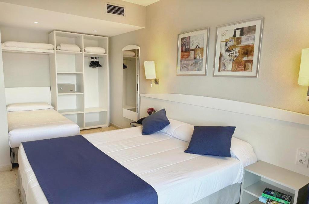 Unwind in Cap Salou - Aparthotel SunClub Salou 4* - Aparthotel SunClub Salou