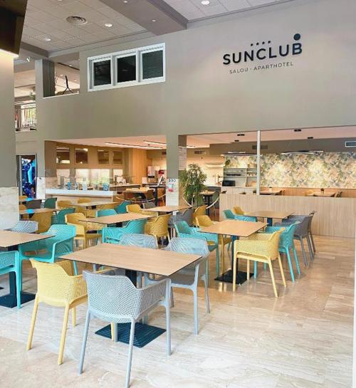 Unwind in Cap Salou - Aparthotel SunClub Salou 4*
