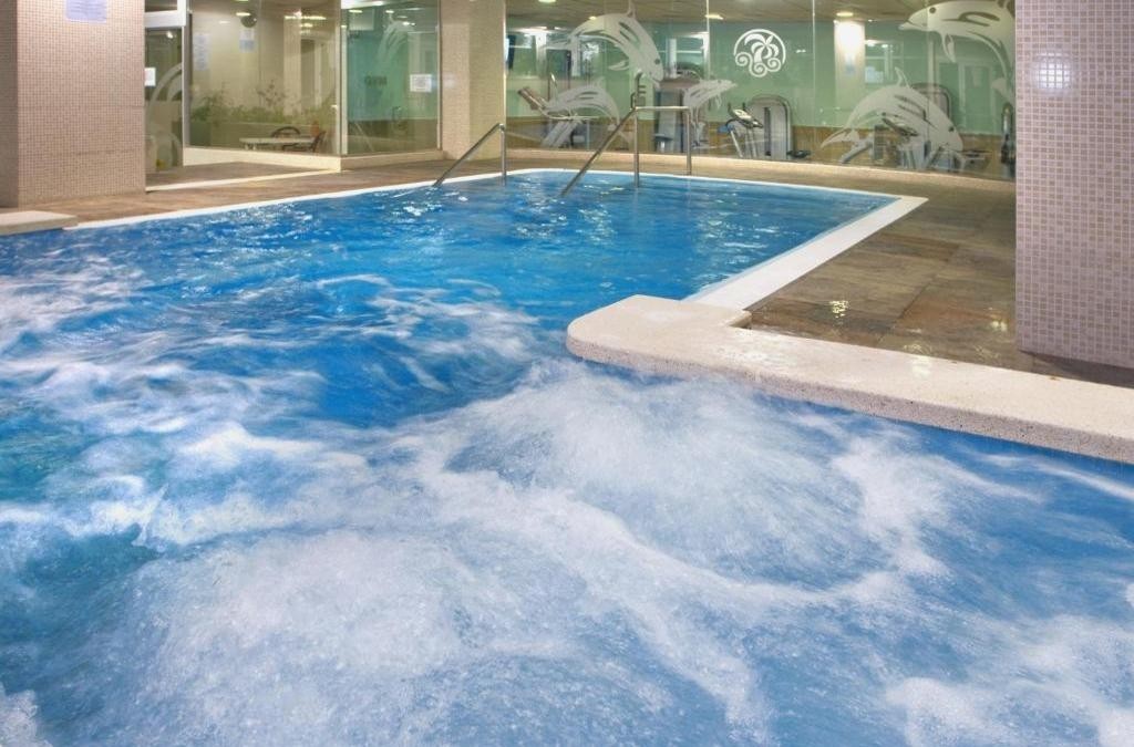 Hotel Eurosalou & Spa 4* + Tickets to Aquopolis
