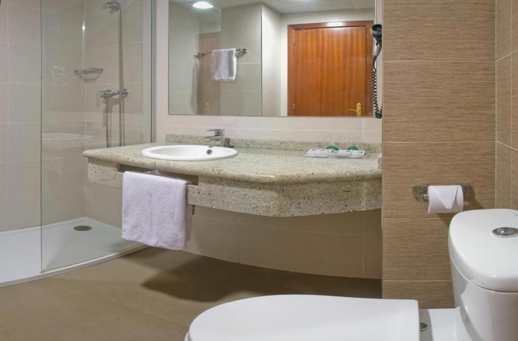 Hotel Eurosalou & Spa 4* + Tickets to Aquopolis - Hotel Eurosalou & Spa