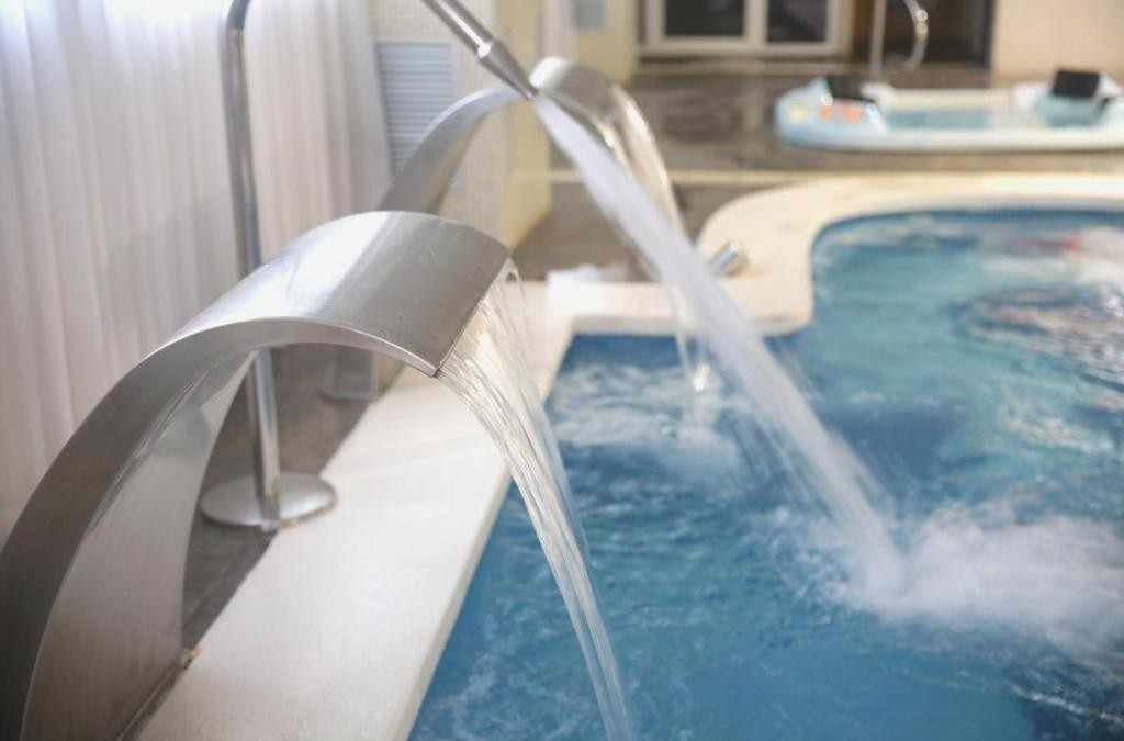 Hotel Eurosalou & Spa 4* + Tickets to Aquopolis - Hotel Eurosalou & Spa