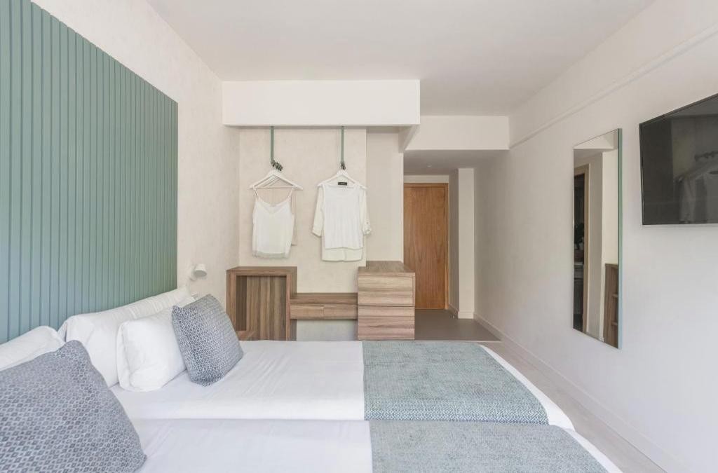 Hotel Eurosalou & Spa 4* + Tickets to Aquopolis - Hotel Eurosalou & Spa