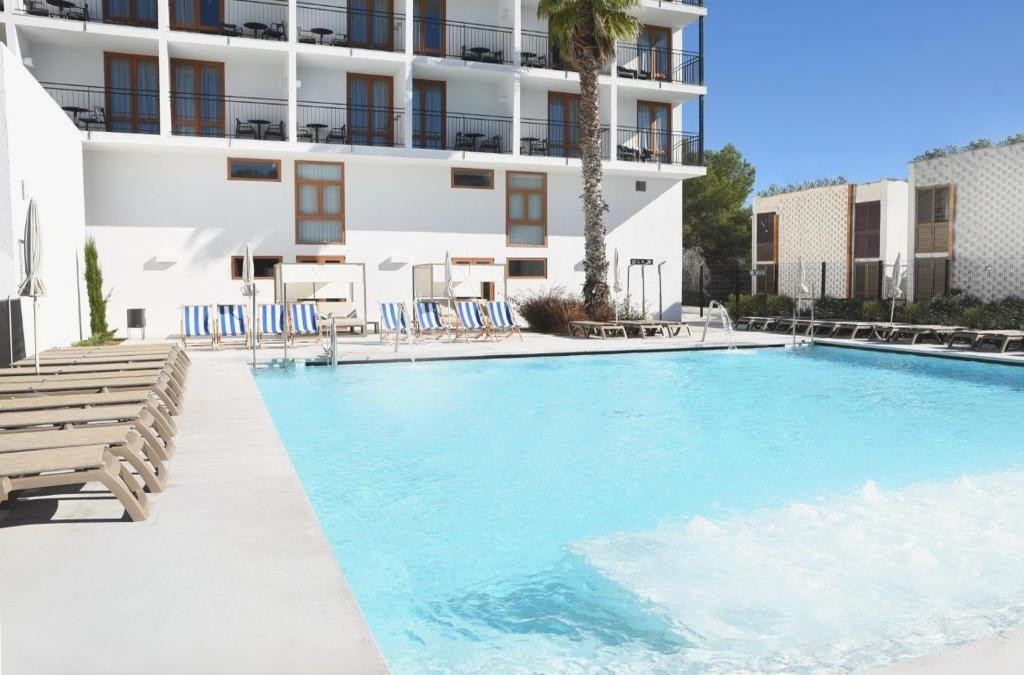 Salou for adults, right by Cala Font