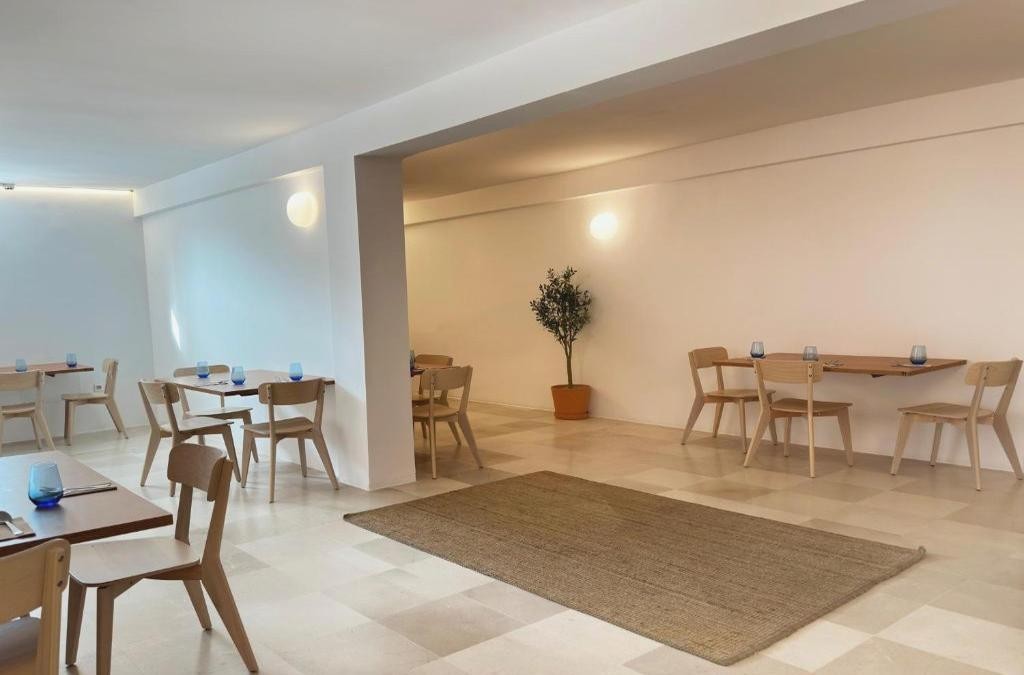Salou for adults, right by Cala Font - SunClub CalaVinya