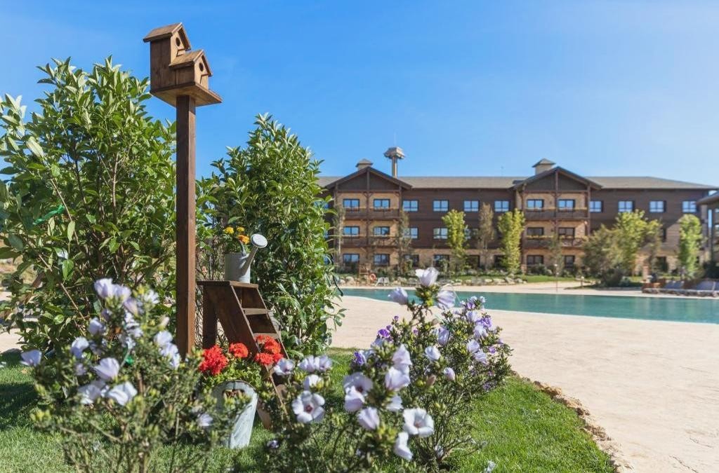 Fernwestlicher Spaß in Salou: Luxusaufenthalt im Colorado Creek, PortAventura - PortAventura Hotel Colorado Creek