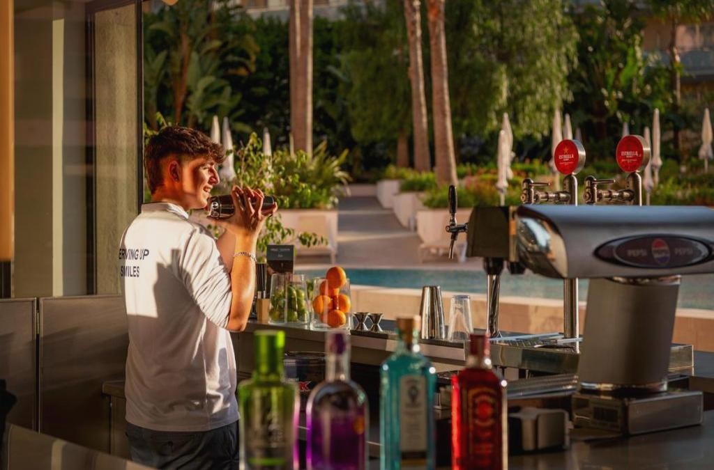 Adults only break in Santa Susanna, close to Barcelona - AQUA Hotel The Breeze & Spa (Adults Only)