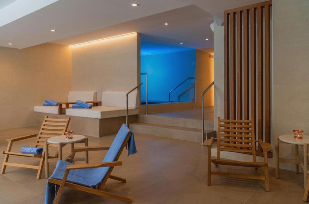 Adults only break in Santa Susanna, close to Barcelona - AQUA Hotel The Breeze & Spa (Adults Only)