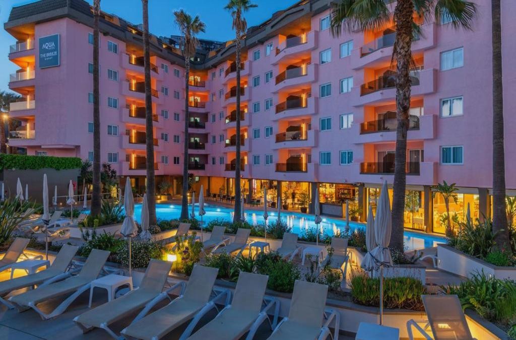 Adults only break in Santa Susanna, close to Barcelona - AQUA Hotel The Breeze & Spa (Adults Only)