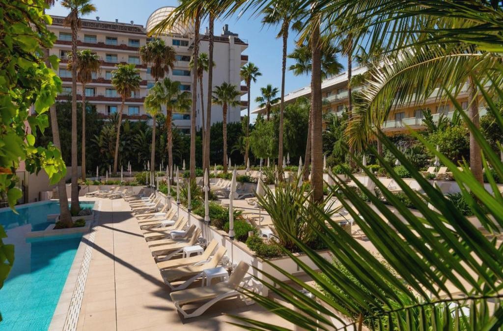 Adults only break in Santa Susanna, close to Barcelona - AQUA Hotel The Breeze & Spa (Adults Only)