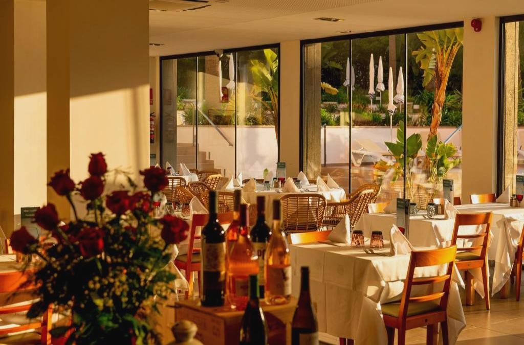 Adults only break in Santa Susanna, close to Barcelona - AQUA Hotel The Breeze & Spa (Adults Only)