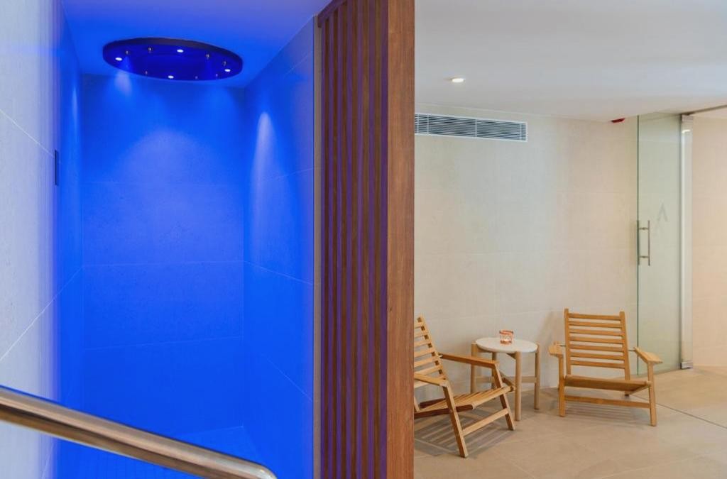 Adults only break in Santa Susanna, close to Barcelona - AQUA Hotel The Breeze & Spa (Adults Only)