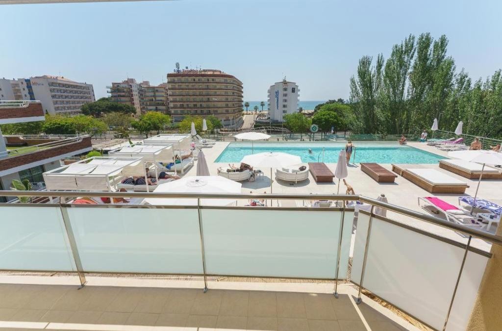 Santa Susanna, oasis de calme réservé aux adultes - DWO Sirius - Adults Only