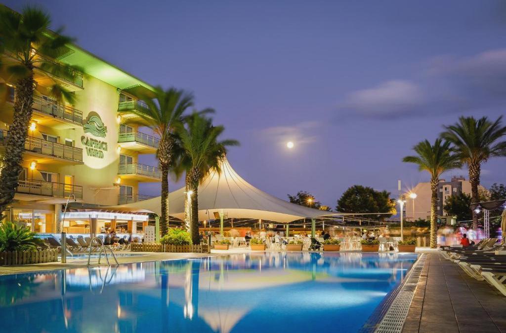 Férias em família perto de Barcelona - Hotel Alegria Caprici Verd