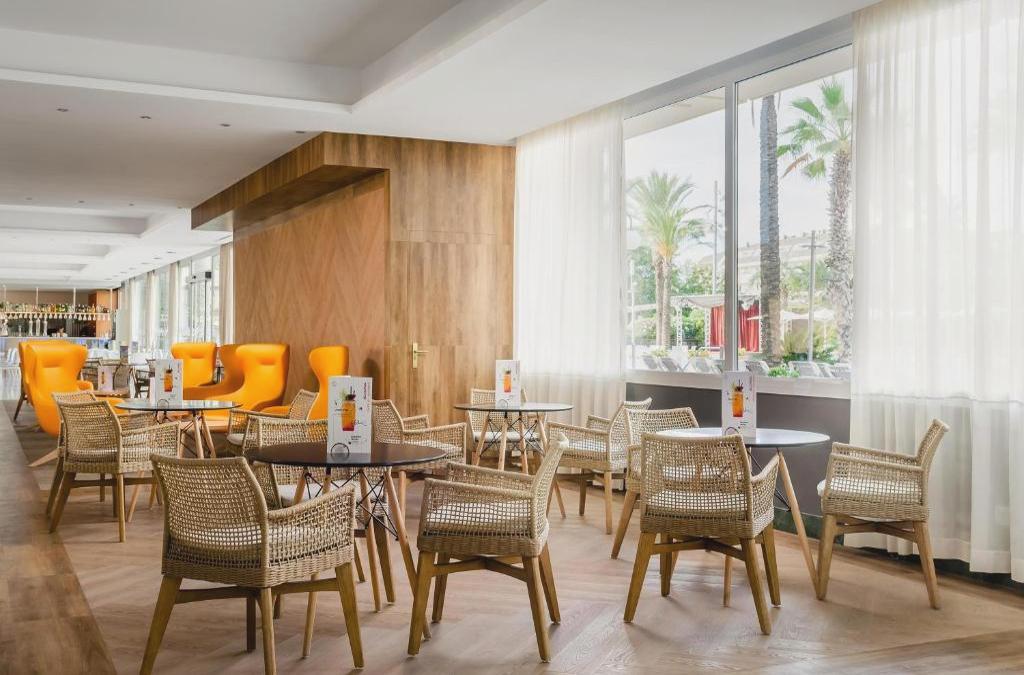 Férias em família perto de Barcelona - Hotel Alegria Caprici Verd