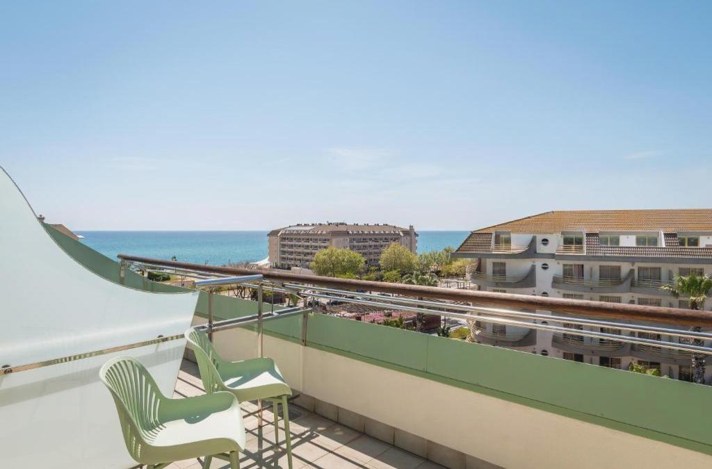 Férias em família perto de Barcelona - Hotel Alegria Caprici Verd