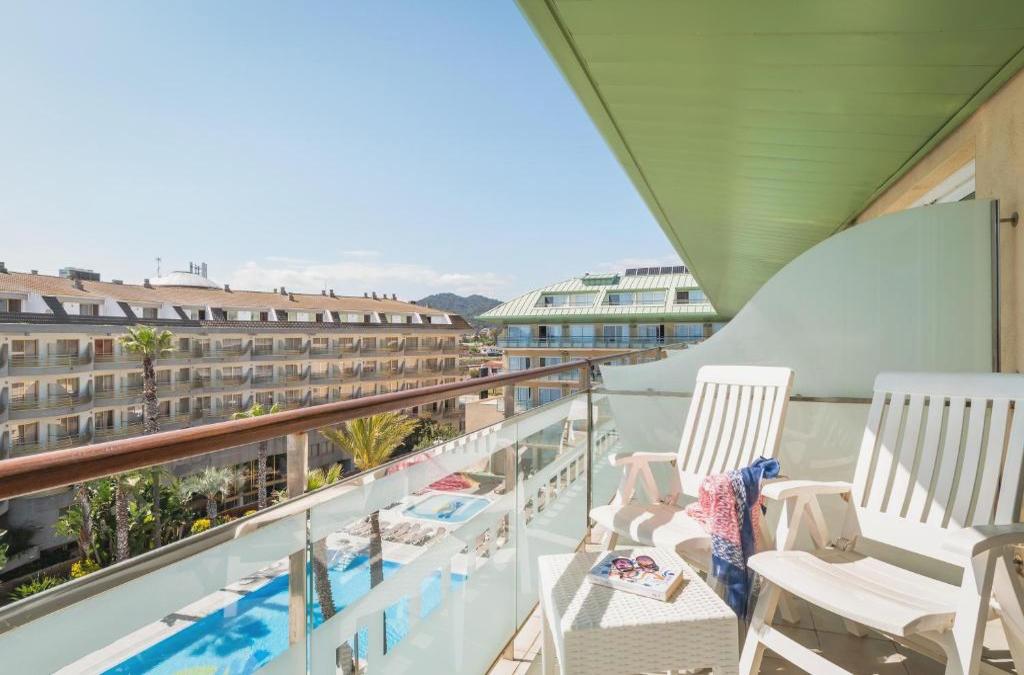 Férias em família perto de Barcelona - Hotel Alegria Caprici Verd