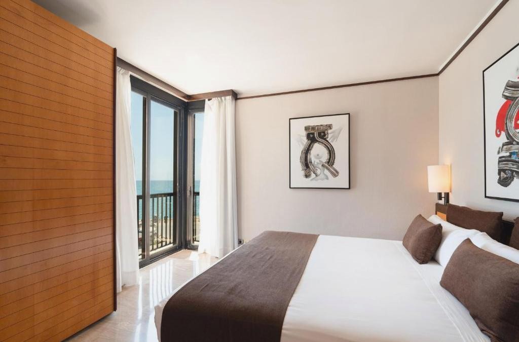 Sitges com Vista: Mar, Charme e Conforto - Estela Barcelona