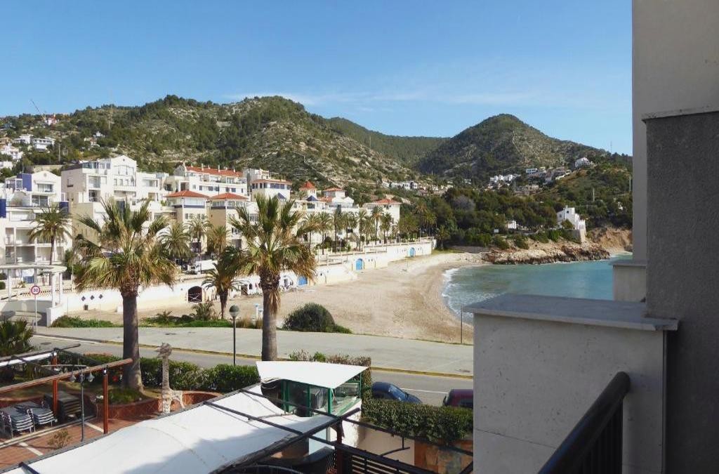 Sitges com Vista: Mar, Charme e Conforto - Estela Barcelona