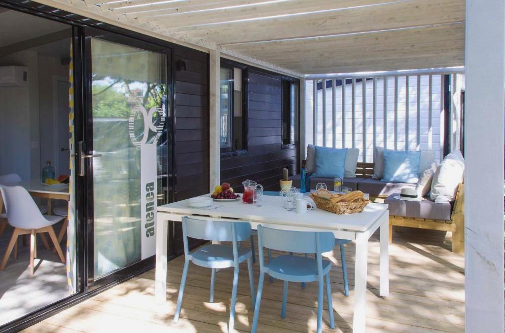 Your refuge on the Costa Dorada: Campsite Tamarit Beach Resort - Tamarit Beach Resort
