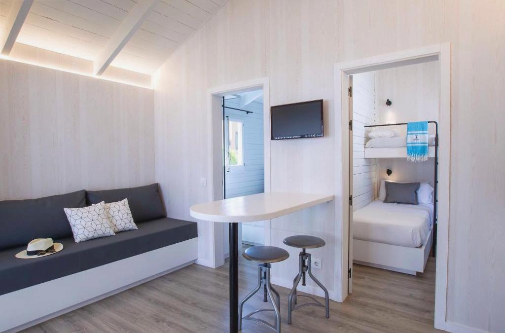 Your refuge on the Costa Dorada: Campsite Tamarit Beach Resort - Tamarit Beach Resort
