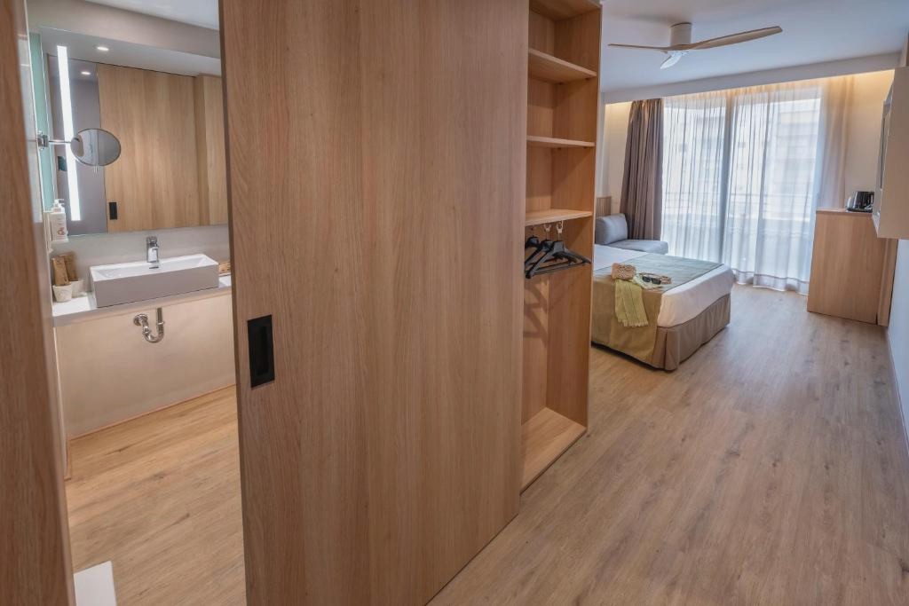 GHT Oasis Tossa & Spa