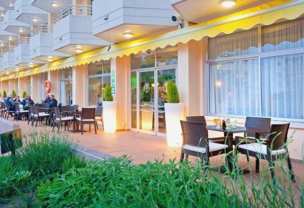 GHT Oasis Tossa & Spa