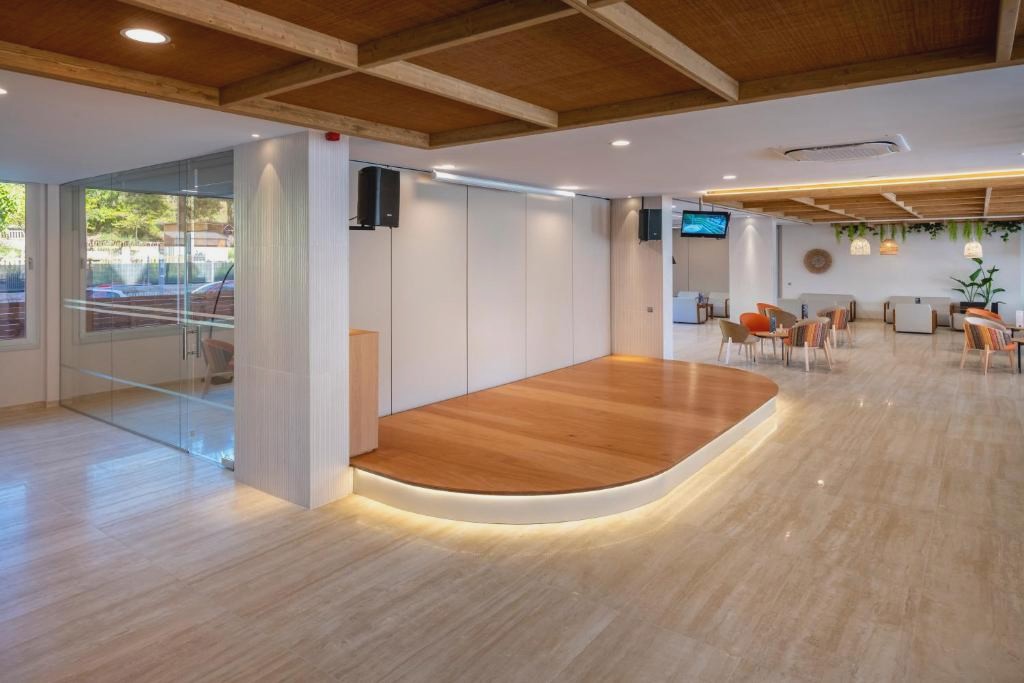 GHT Oasis Tossa & Spa