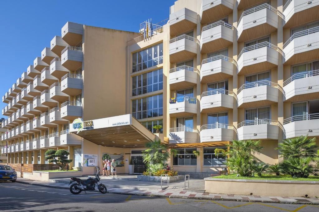 GHT Oasis Tossa & Spa