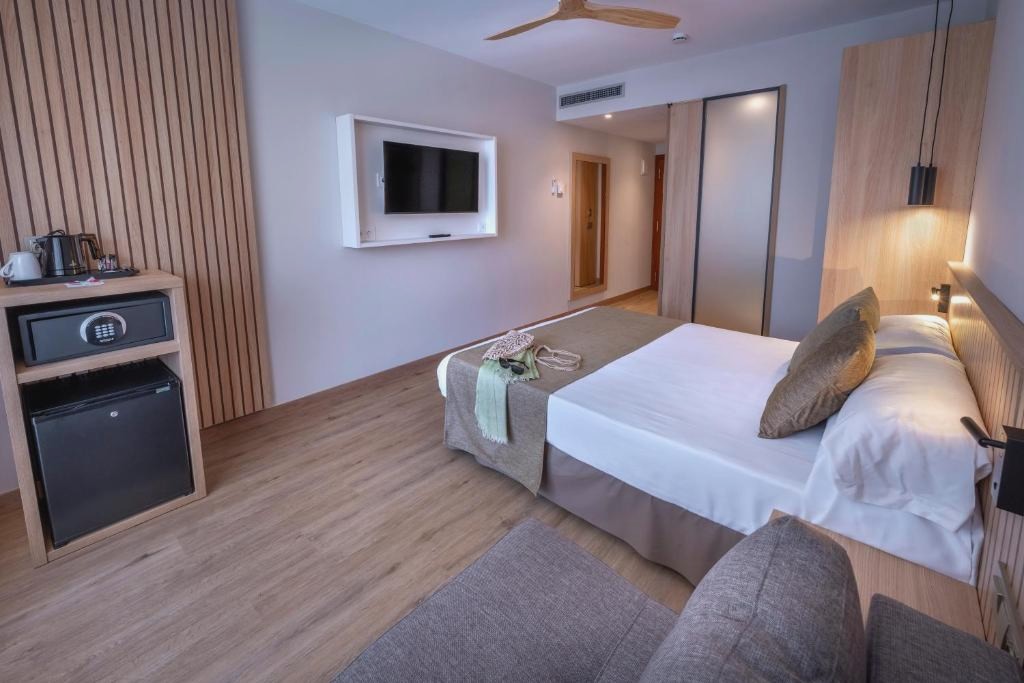 GHT Oasis Tossa & Spa