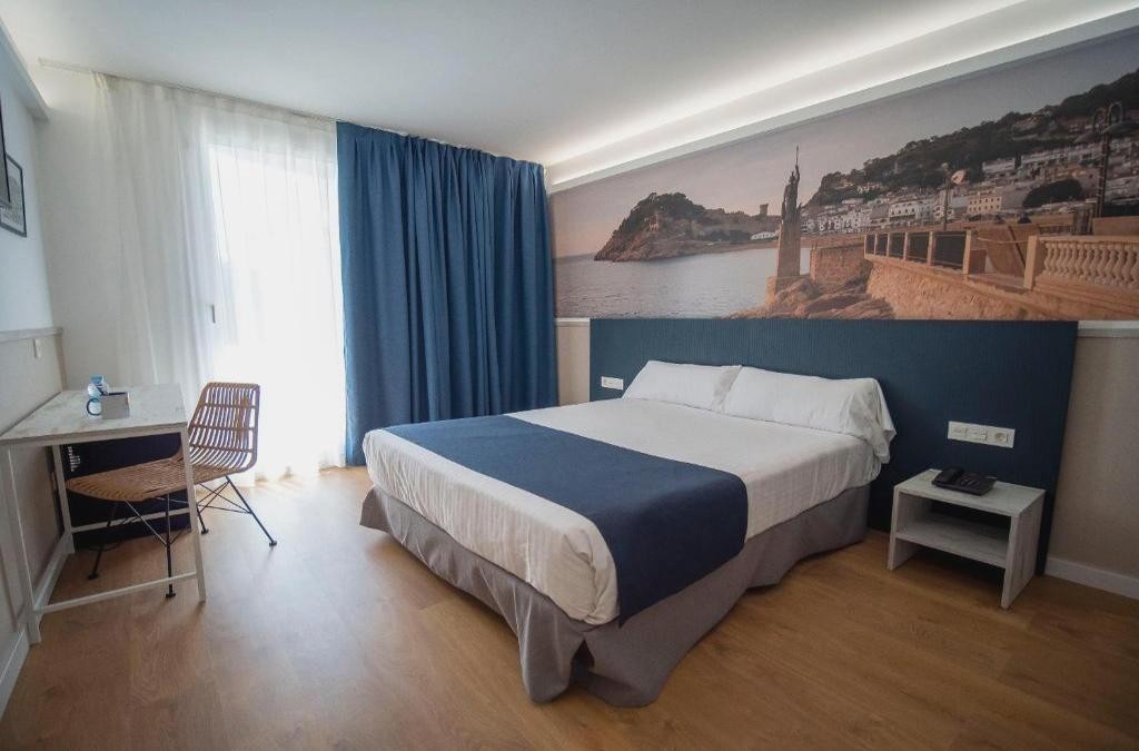 Muralhas medievais e vistas da Costa Brava - Hotel Don Juan Tossa