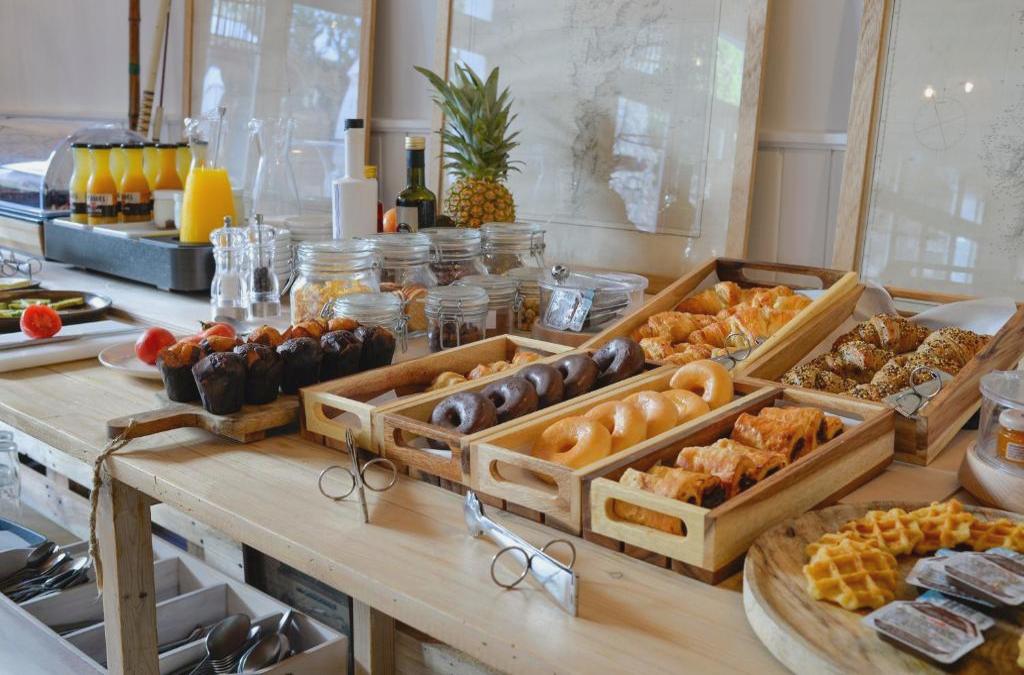 Costa Brava holidays with Breakfast