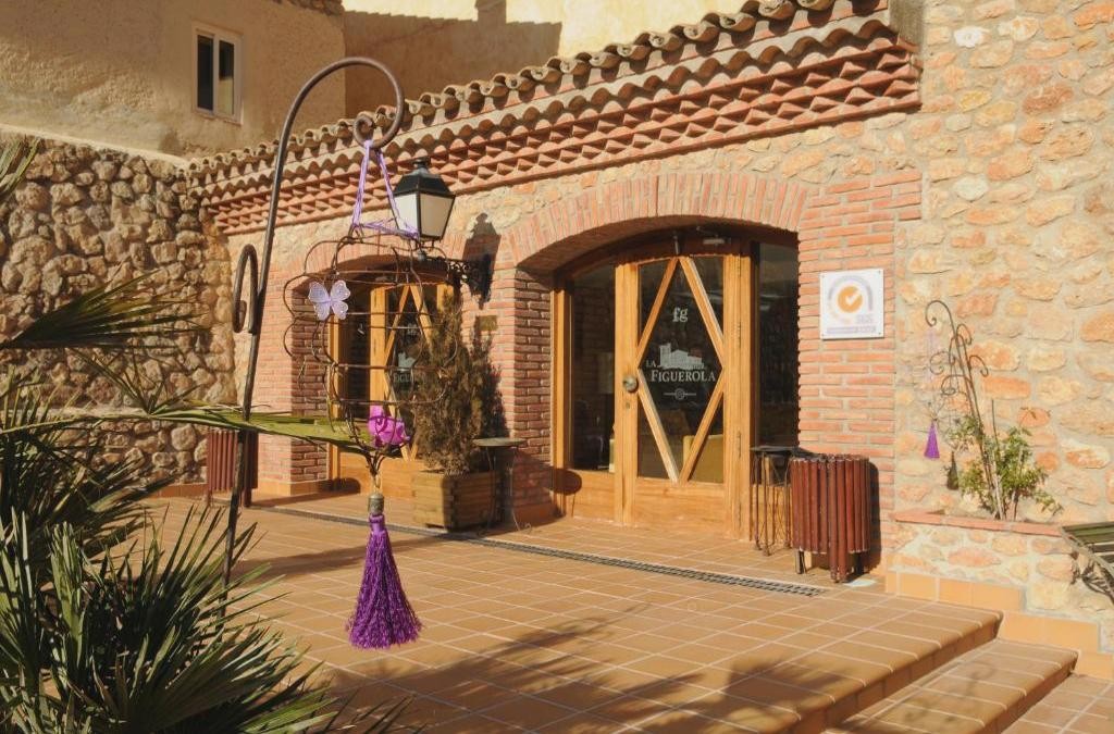 Relaxe e cultura a um passo de Tarragona - La Figuerola Hotel & Restaurant