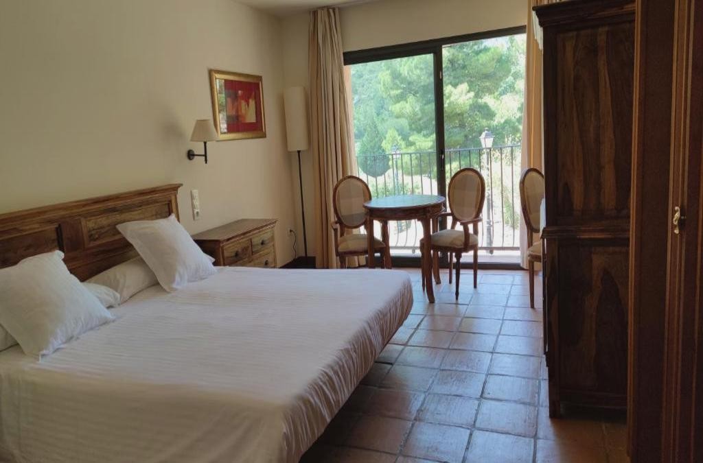 Relaxe e cultura a um passo de Tarragona - La Figuerola Hotel & Restaurant