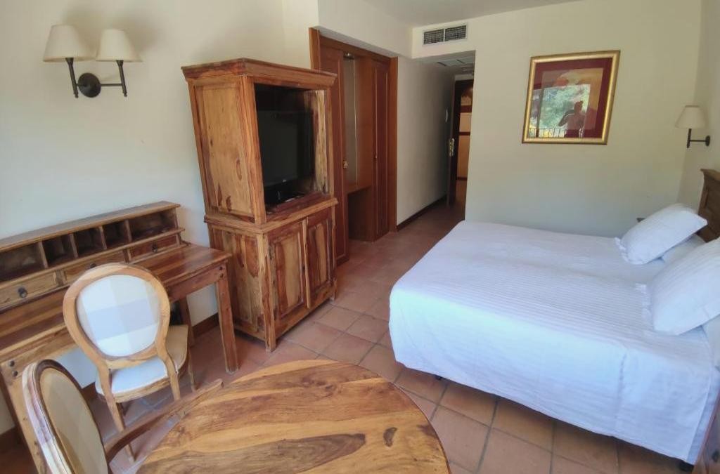Relaxe e cultura a um passo de Tarragona - La Figuerola Hotel & Restaurant