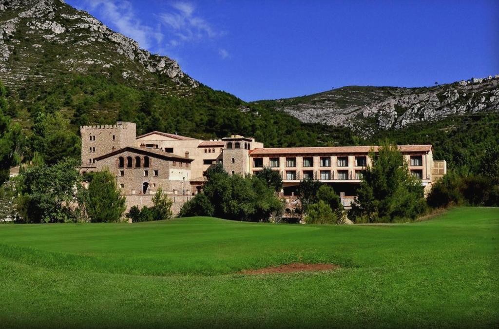 Relaxe e cultura a um passo de Tarragona - La Figuerola Hotel & Restaurant