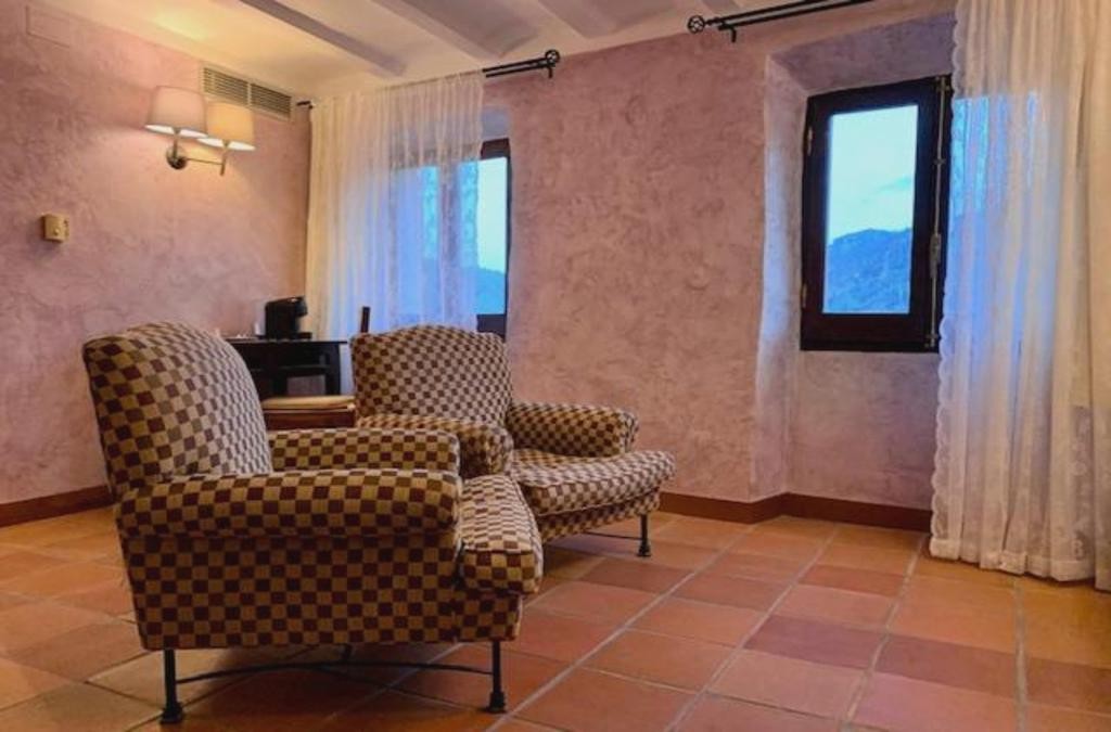 Relaxe e cultura a um passo de Tarragona - La Figuerola Hotel & Restaurant