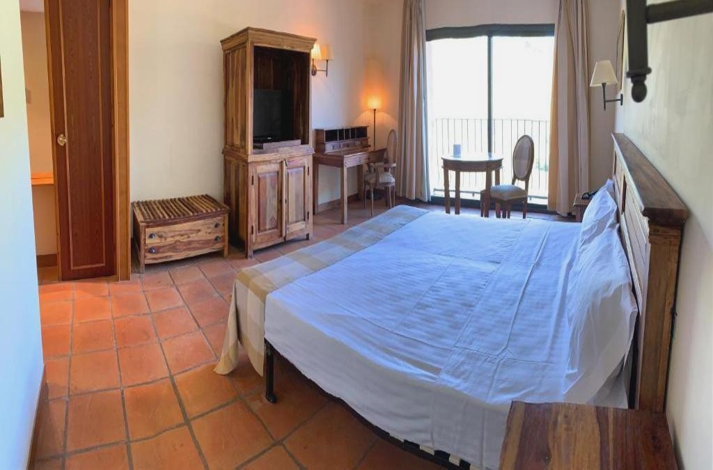 Relaxe e cultura a um passo de Tarragona - La Figuerola Hotel & Restaurant
