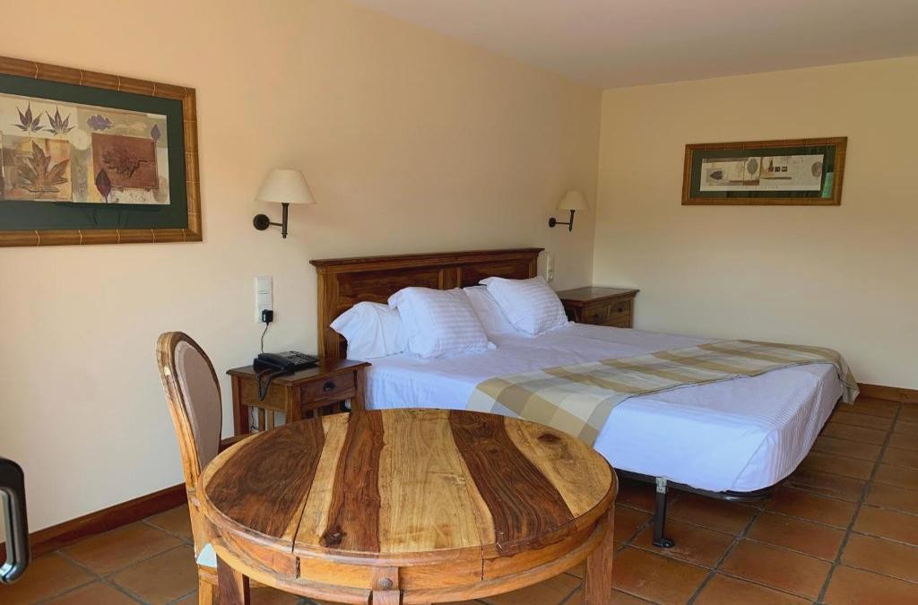 Relaxe e cultura a um passo de Tarragona - La Figuerola Hotel & Restaurant