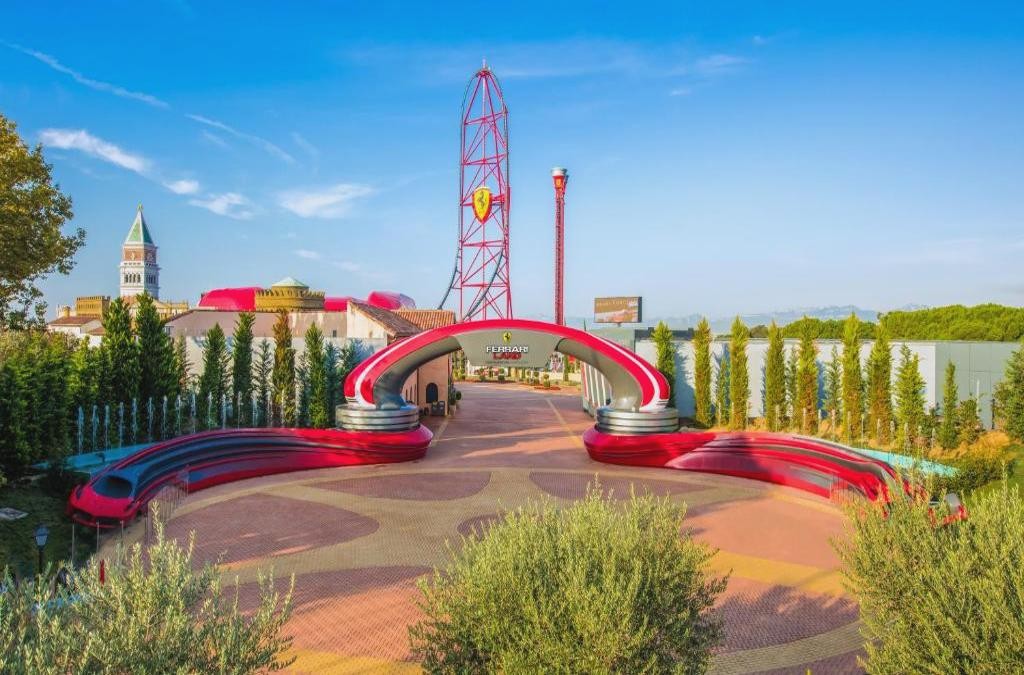 Family Offer in Costa Dorada: Hotel + Tickets to PortAventura Park and Ferrari Land! - Ponient Vila Centric by PortAventura World