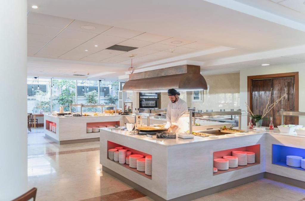 Your 4-star stay in El Albir Costa Blanca