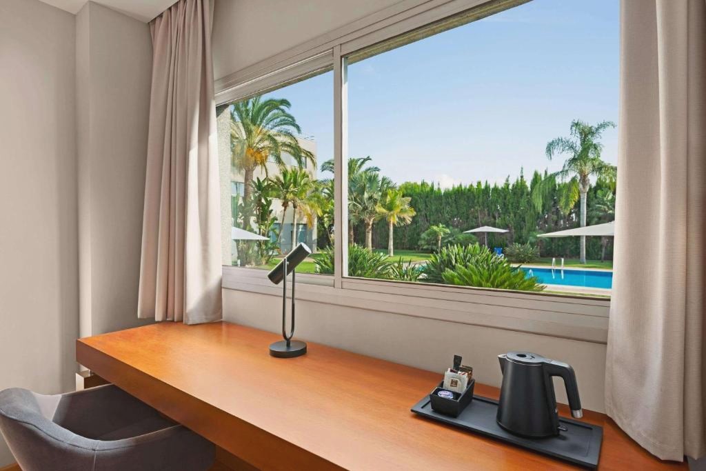 Ramada by Wyndham Valencia Almussafes