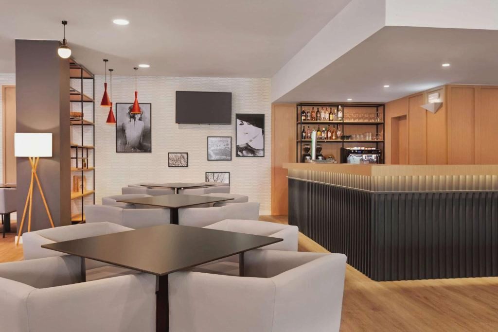 Ramada by Wyndham Valencia Almussafes