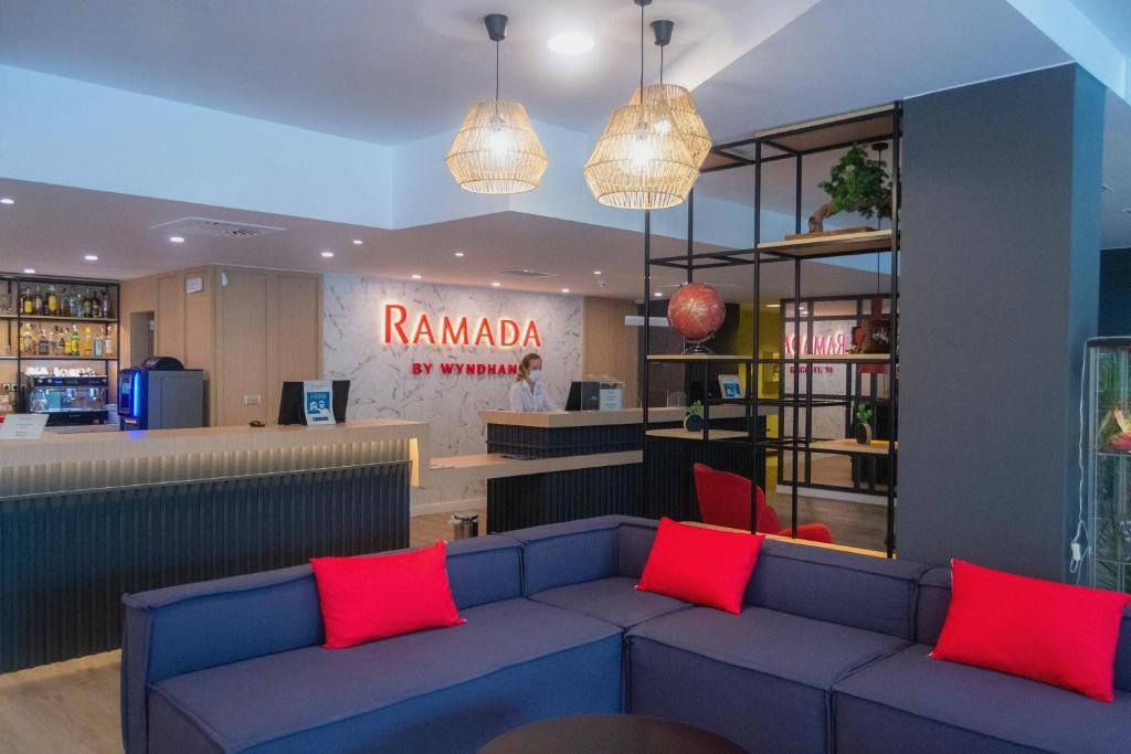 Ramada by Wyndham Valencia Almussafes